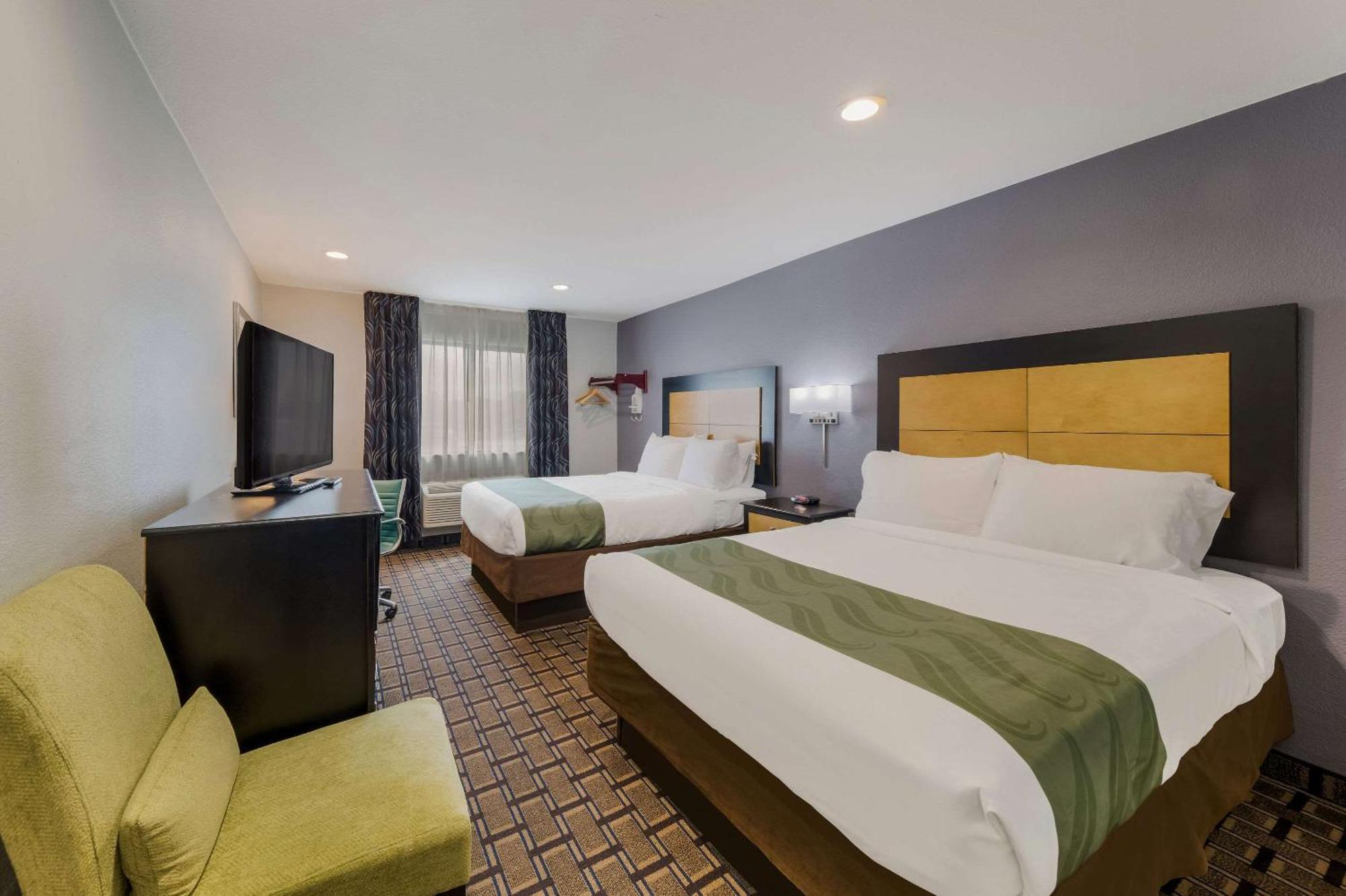 Quality Inn - Denton Zewnętrze zdjęcie