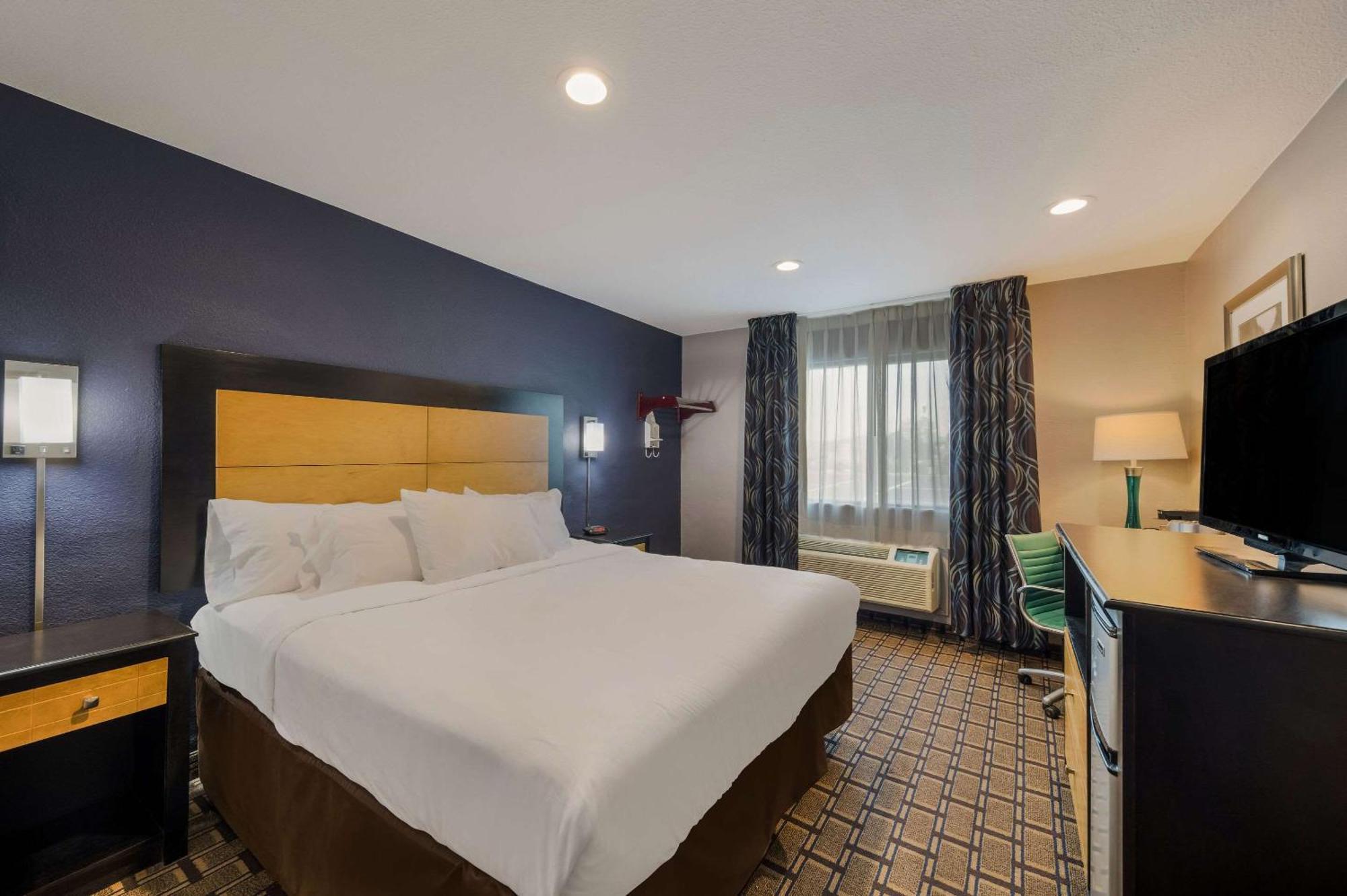 Quality Inn - Denton Zewnętrze zdjęcie