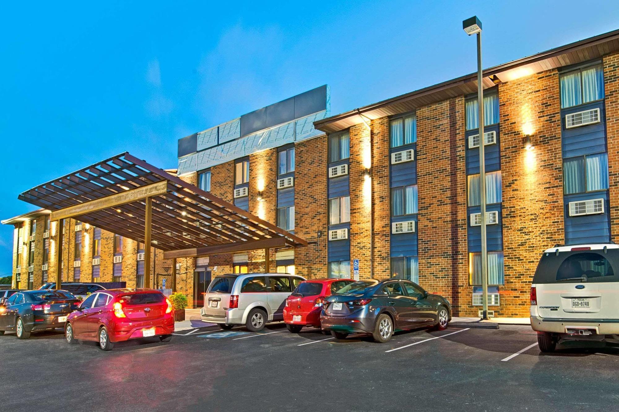 Quality Inn - Denton Zewnętrze zdjęcie